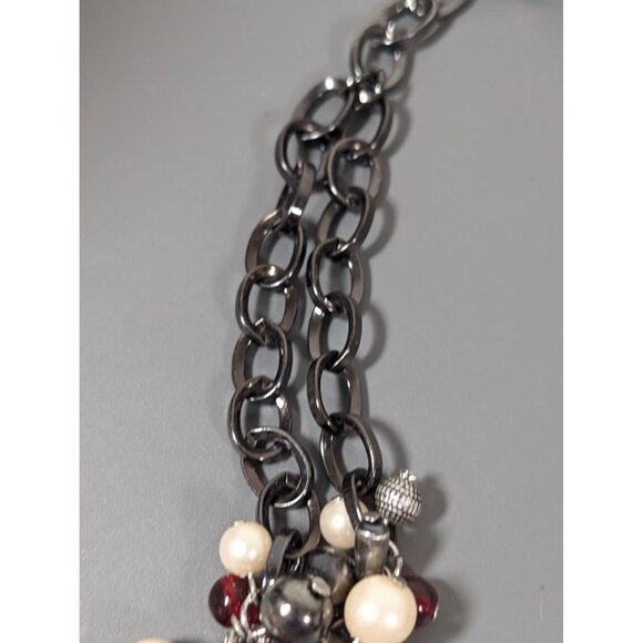 Premier Designs Gunmetal Red Bead Faux Pearl Double Layer Necklace Goth 20" - Picture 7 of 8